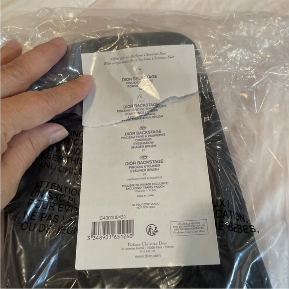 Dior Makeup Toiletry Bag w/Brush Set GWP - Picture 9 of 15